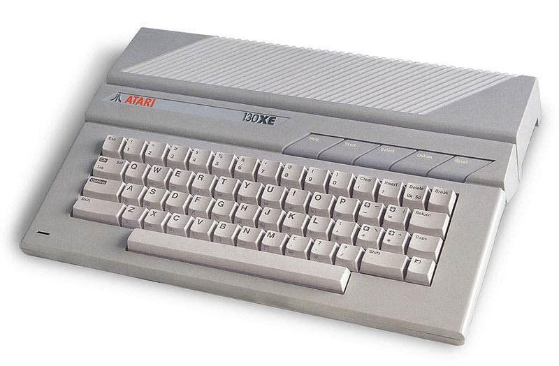 800px-Atari_130xe.jpg