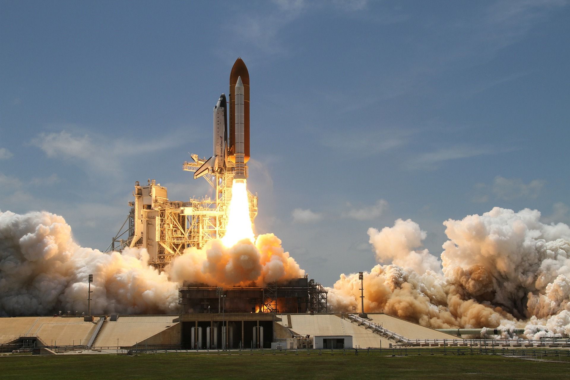 rocket-launch-67723_1920.jpg.2fd1b10eef3b4d41951d65695a0dabce.jpg